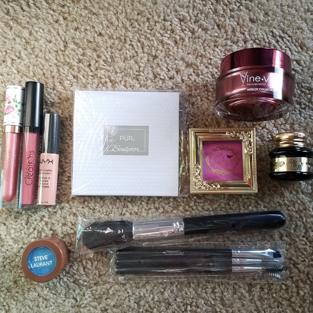 💄💋Beauty Box Bundle💄💋*individual posts below!*
